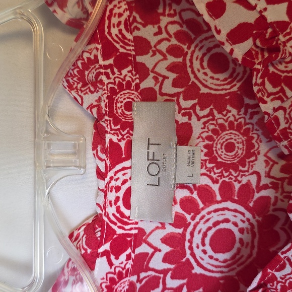 LOFT Floral Red Sleeveless Top - Picture 2 of 6